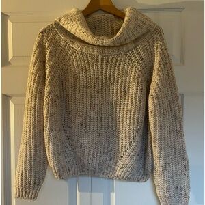 NWT Moon & Madison size M soft chunky sweater beige w flecks of blue/green/pink